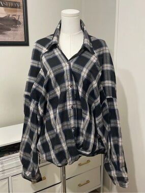 Shein Curve Longsleeve